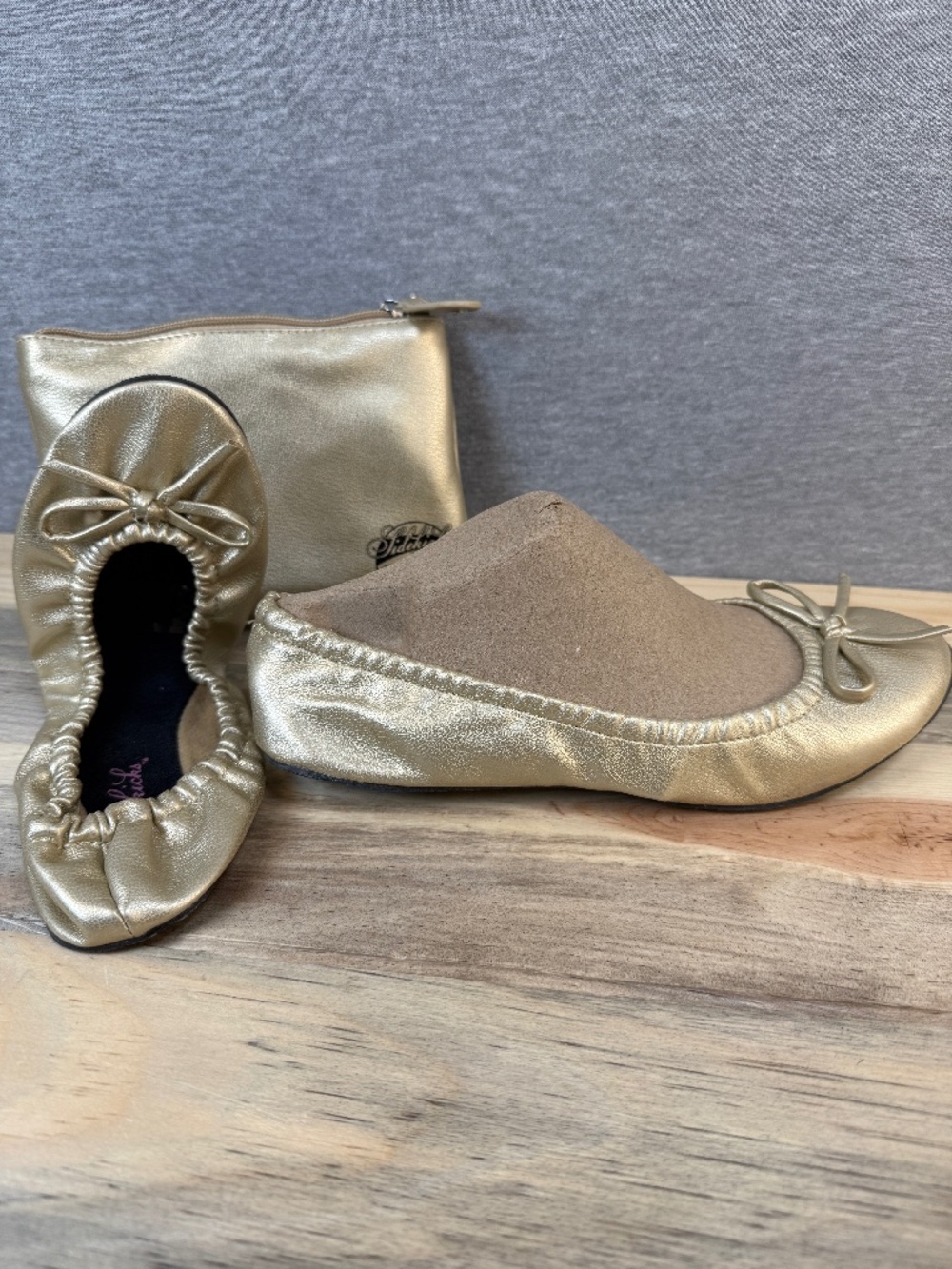 Sidekicks Gold Metallic Folding Slip On Ballet Flats in Pouch Women Size M (7-8)